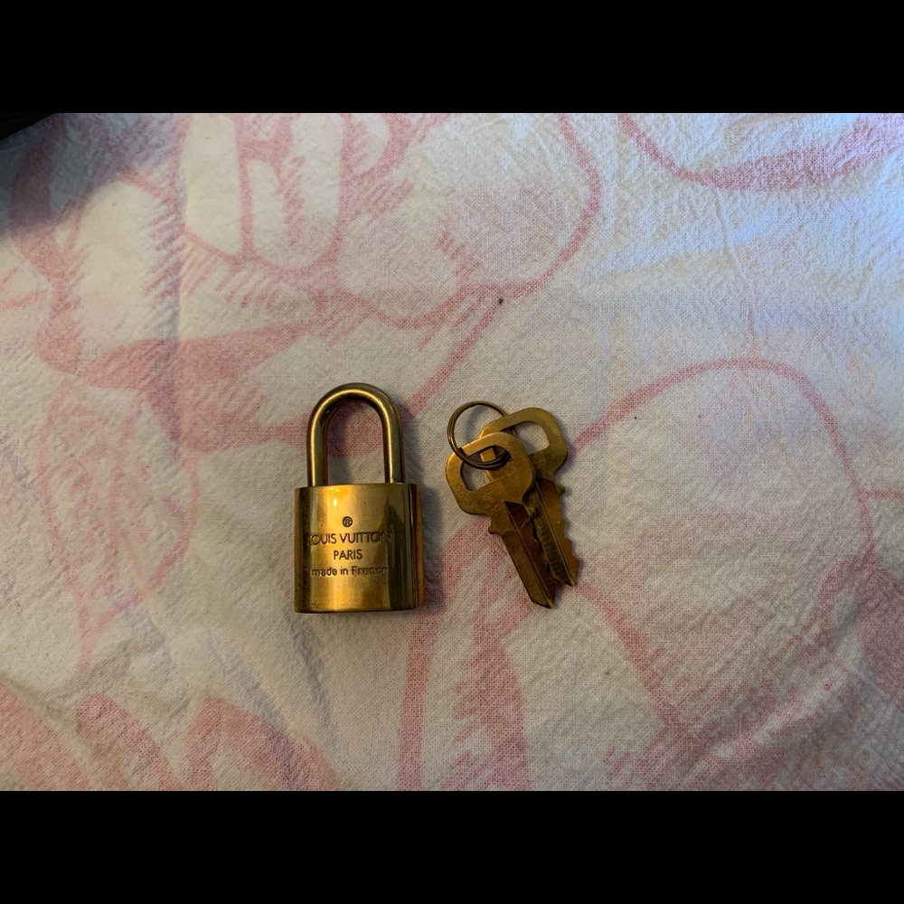 Brand New Louis Vuitton Polished Brass Lock and keys NWOT